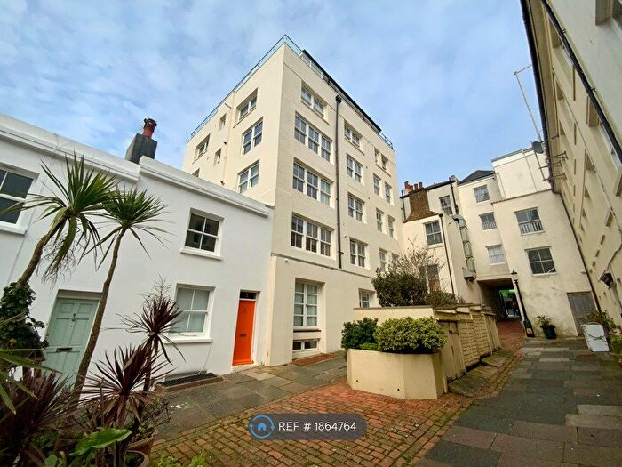 2 Bedroom Flat To Rent In Farman Street, Hove, BN3