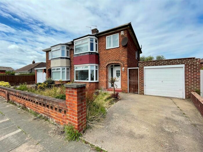3 Bedroom Semi-Detached House To Rent In Castleton Road, Seaton Carew, Hartlepool, TS25