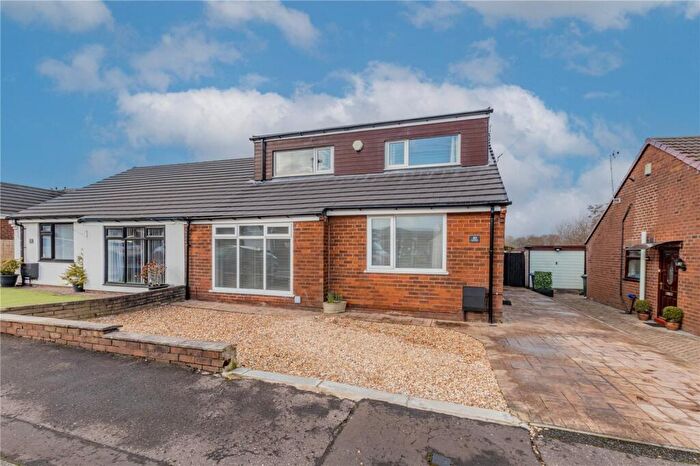 3 Bedroom Bungalow For Sale In Woodlands Road, Milnrow, Rochdale, Greater Manchester, OL16