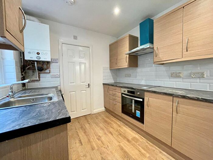 3 Bedroom Detached House To Rent In Napier Road, Gillingham, ME7