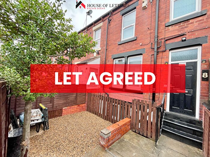 1 Bedroom Terraced House To Rent In Colwyn Mount, Leeds, LS11