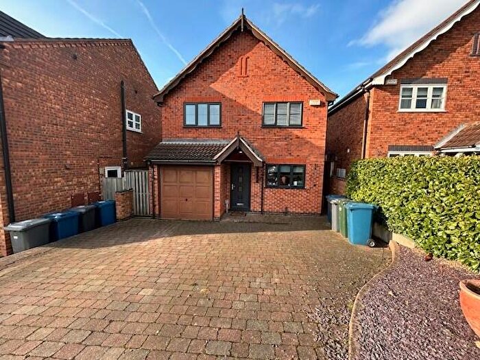 5 Bedroom House To Rent In Stonesby Vale, NG2