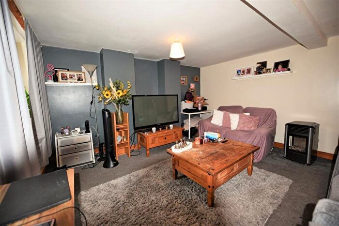 1 Bedroom Flat To Rent In Brudenell Road, LS6