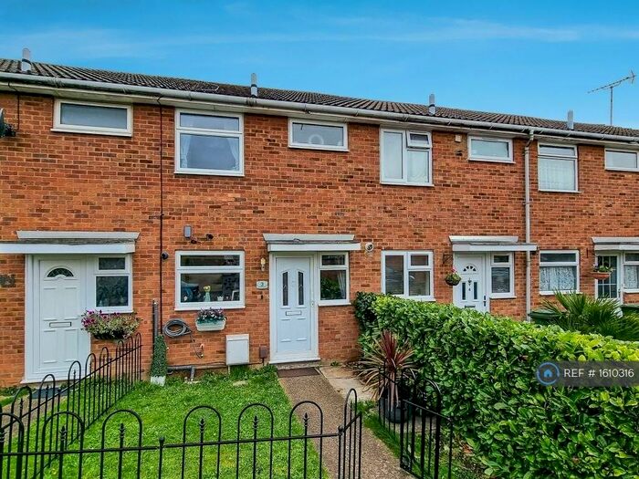 2 Bedroom Terraced House To Rent In Roberts Drive, Aylesbury, HP19