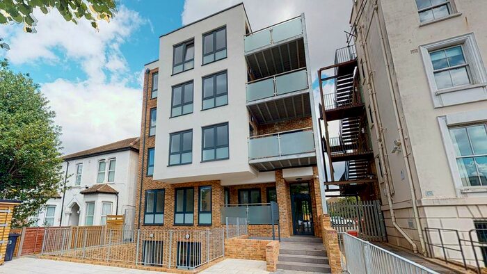 1 Bedroom Flat To Rent In Lennard Road, Croydon, CR0