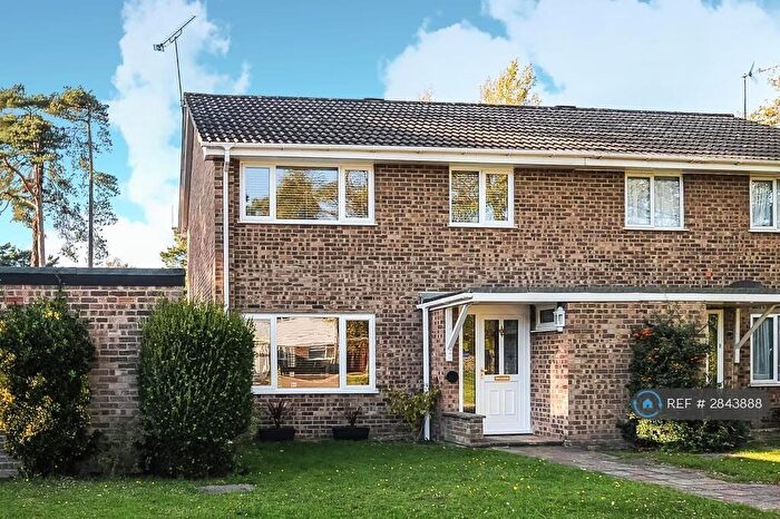 3 Bedroom Semi-Detached House To Rent In Brandon Close, Camberley, GU15