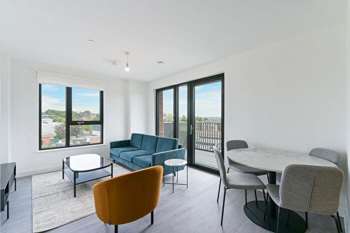 2 Bedroom Flat To Rent In Pullman House, Wembley Park Gardens, Wembley, HA9