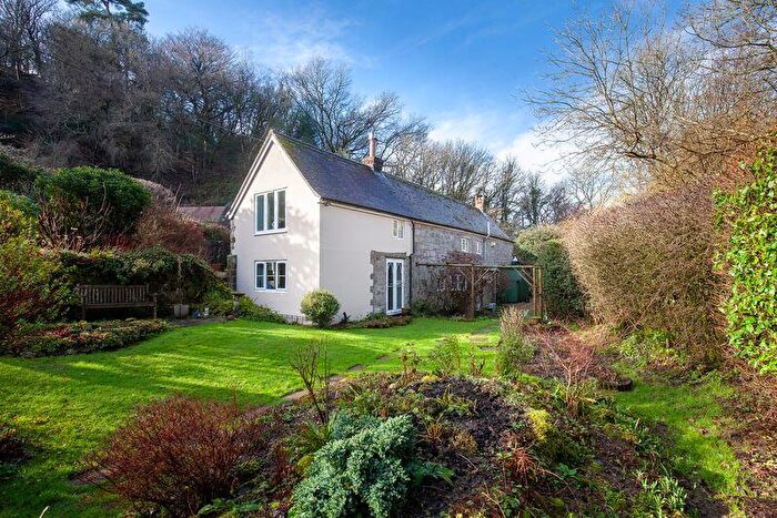 3 Bedroom Detached House For Sale In Gutch Common, Semley, SP7