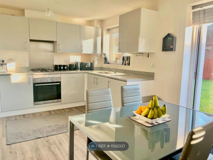 3 Bedroom Detached House To Rent In Hodding Road, Hodthorpe, Worksop, S80