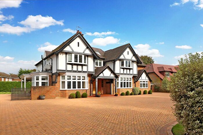 7 Bedroom Detached House For Sale In Vicarage Way, Gerrards Cross, SL9
