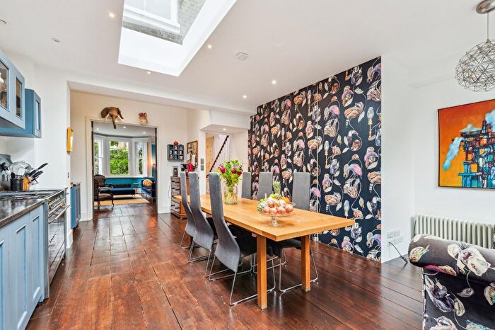 4 Bedroom Property To Rent In Ashchurch Terrace, Ravenscourt Park, W12