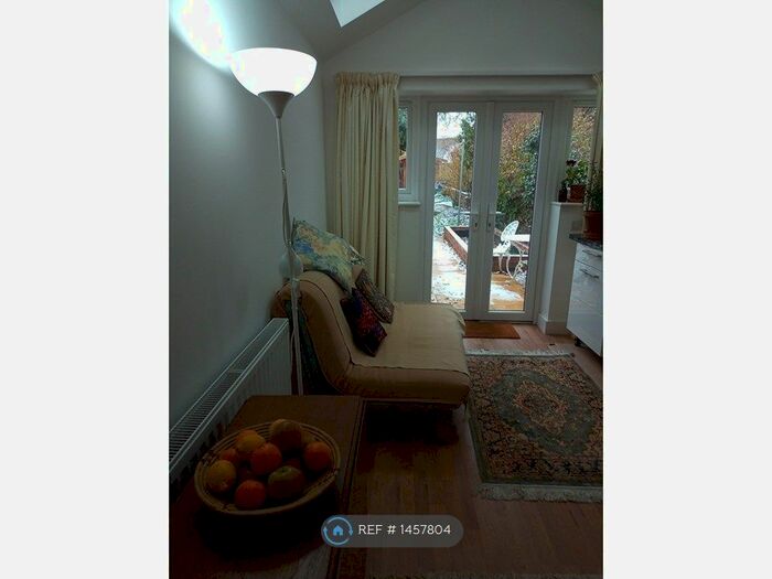 2 Bedroom Terraced House To Rent In Adelaide Street, Oxford, OX2