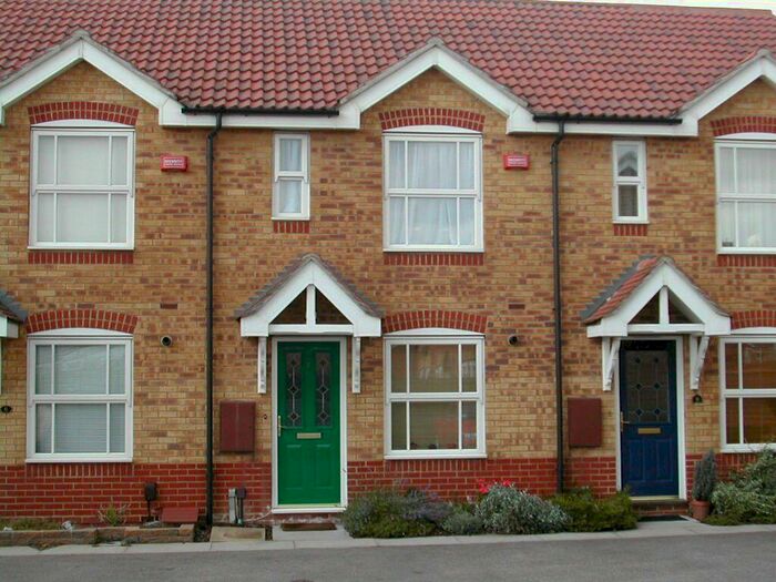 2 Bedroom House To Rent In Dupre Close, Cippenham, SL1