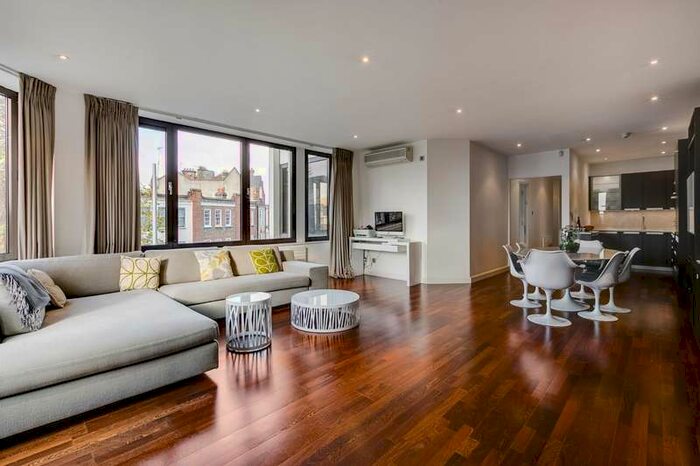 3 Bedroom Flat To Rent In Quant House, 2 Milmans Street, London, SW10