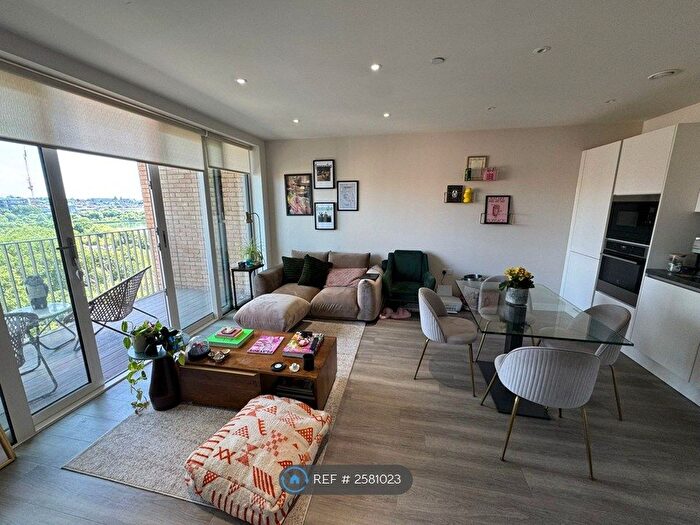 2 Bedroom Flat To Rent In Hawfinch House, London, NW9