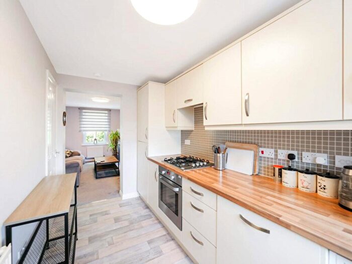2 Bedroom Flat For Sale In Cyril Crescent, Paisley, Renfrewshire, PA1