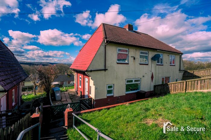 3 Bedroom Semi-Detached House To Rent In Thornfield Road, Consett, County Durham, DH8
