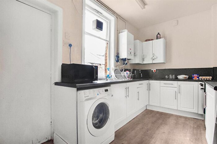 3 Bedroom Terraced House For Sale In Lowther Street, Preston, PR2