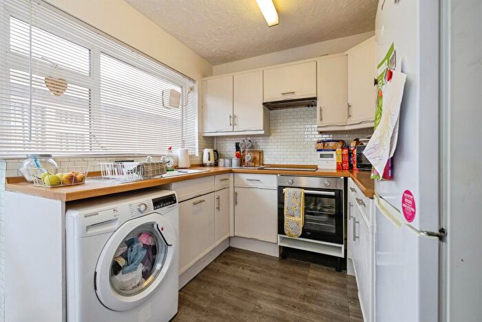 2 Bedroom Detached Bungalow For Sale In Beech Road, Branston, Lincoln, LN4