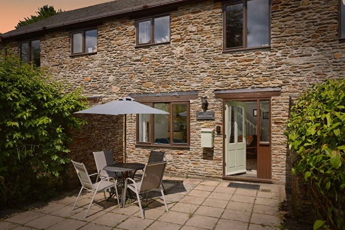 2 Bedroom Cottage For Sale In Colmer Estate, Modbury, Ivybridge, PL21