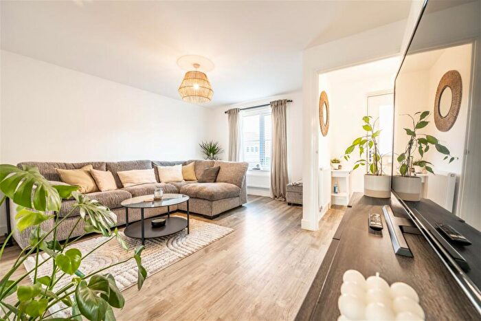 3 Bedroom Detached House For Sale In Rippon Way, Southampton, SO31