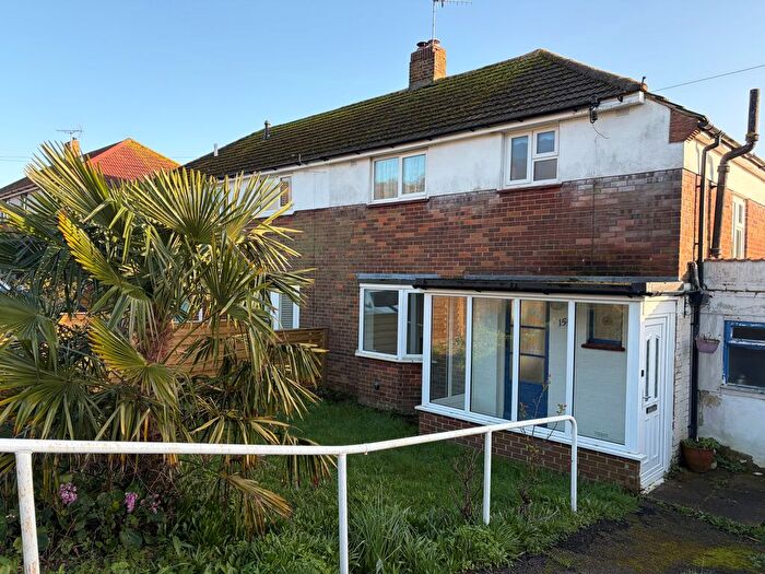 3 Bedroom Property To Rent In Wear Bay Road, Folkestone, CT19