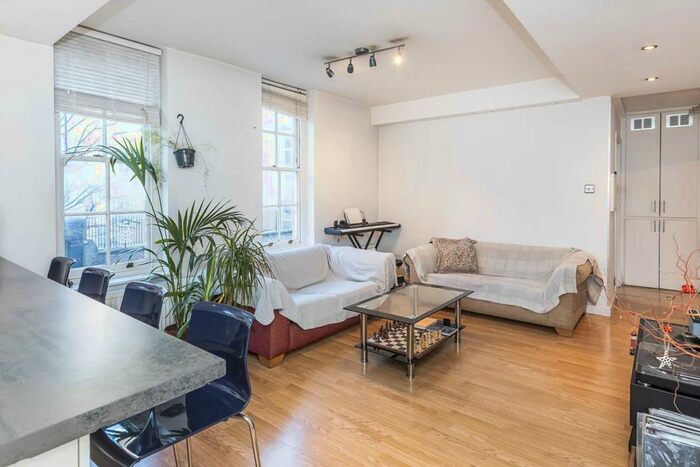 2 Bedroom Apartment To Rent In Boundary Street, Shoreditch, E2