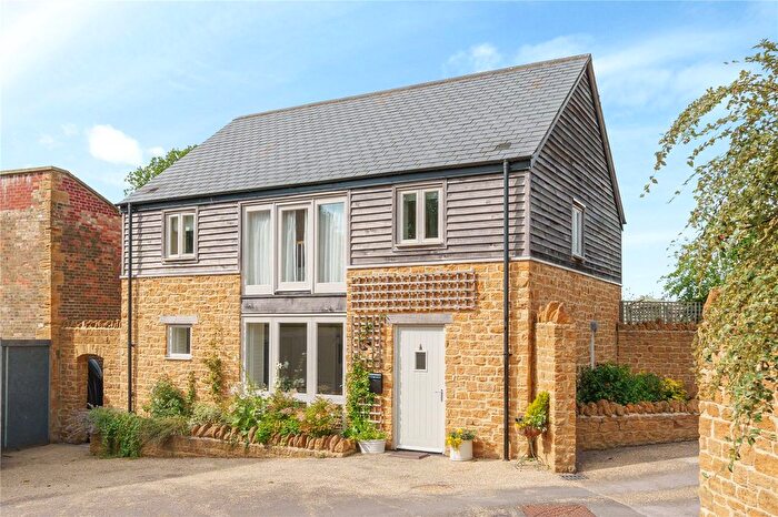 3 Bedroom Detached House For Sale In Waterwheel Court, Merriott, Somerset, TA16