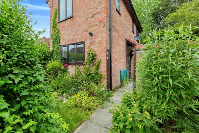 2 Bedroom Semi-Detached House For Sale In Whichford, Giffard Park, Milton Keynes, MK14