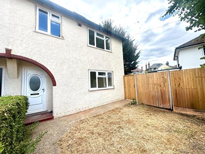 3 Bedroom Semi-Detached House To Rent In Camden Gardens, Thornton Heath, CR7
