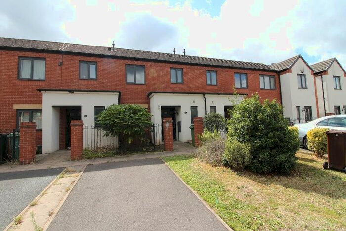 3 Bedroom Terraced House To Rent In Kenley Avenue, Wolverhampton, WV2
