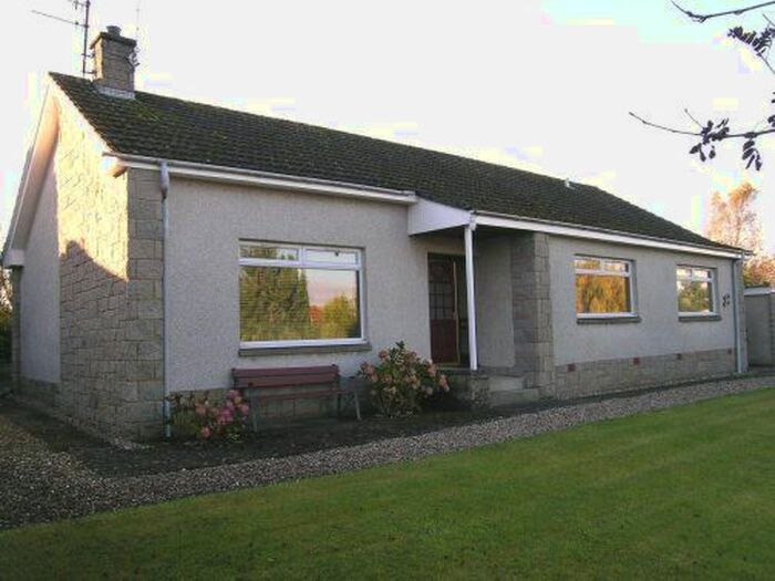 3 Bedroom Detached Bungalow To Rent In Glengaur, Main Road, Luncarty, PH1