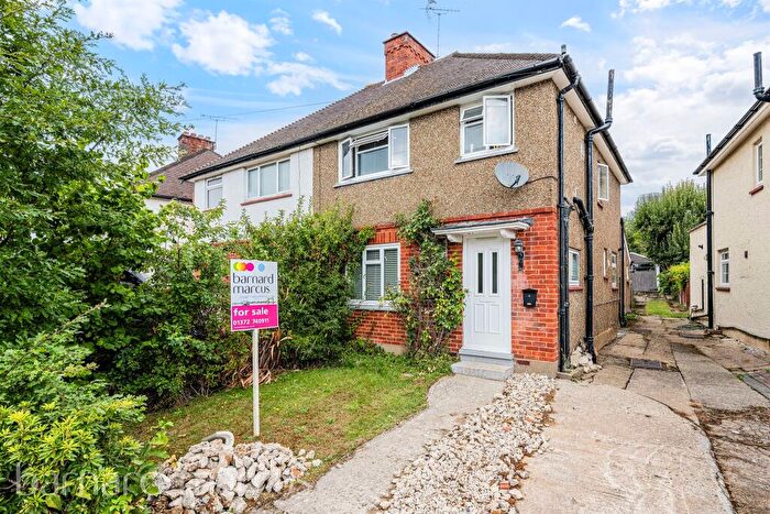 3 Bedroom Semi-Detached House For Sale In The Crescent, Epsom, KT18