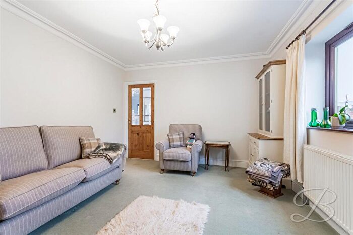 5 Bedroom Detached House For Sale In Main Street, Hayton, Retford, DN22