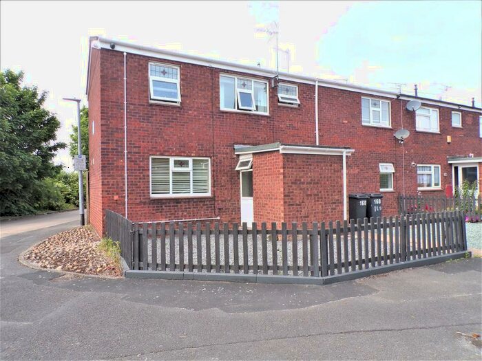 4 Bedroom Semi-Detached House To Rent In Clarendon Street, Hull, HU3