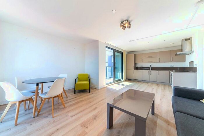 2 Bedroom Apartment To Rent In Rotherhithe New Road, London, SE16