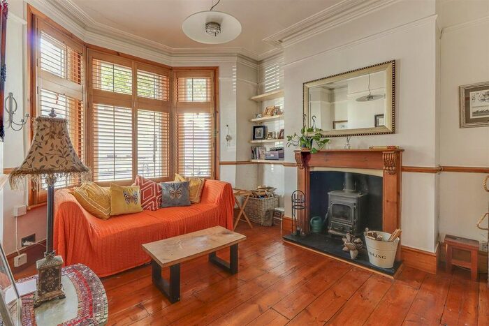 1 Bedroom Maisonette To Rent In Ashburnham Road, Southend-On-Sea, SS1