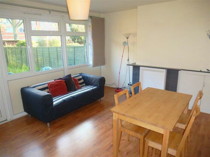 3 Bedroom Property To Rent In Lorrimore Road, London, SE17