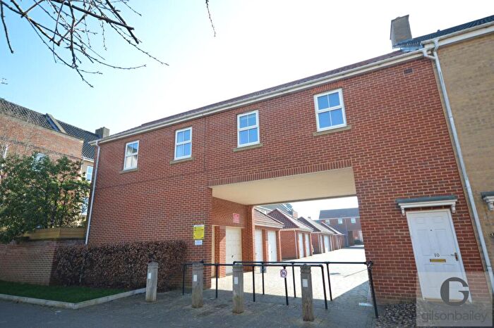 2 Bedroom Coach House To Rent In Kenneth McKee Plain, Norwich, Norfolk, NR2