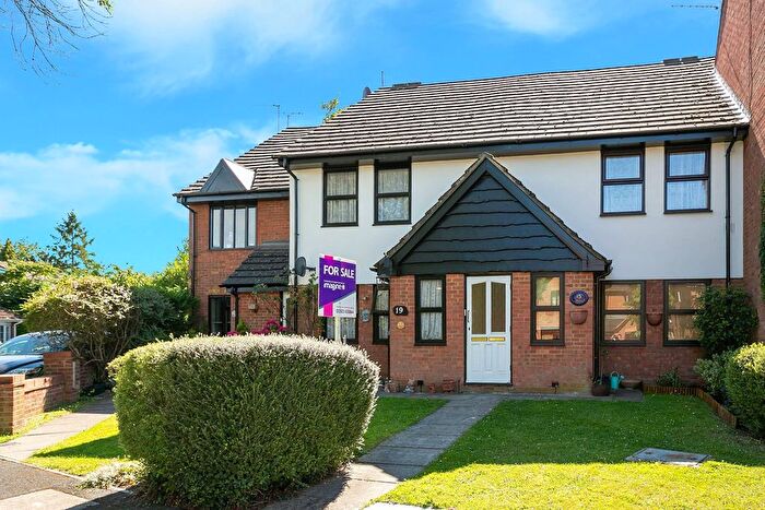 1 Bedroom Flat To Rent In Westwick Place, Watford, WD25