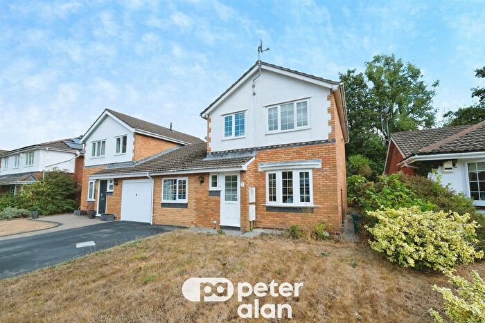 3 Bedroom Semi-Detached House For Sale In Grovers Field, Abercynon, Mountain Ash, CF45