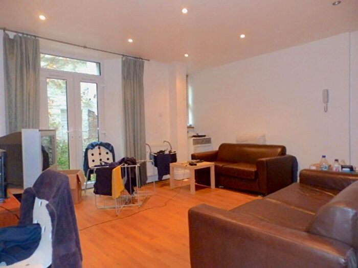 4 Bedroom Flat To Rent In Worrall Road, Bristol, BS8