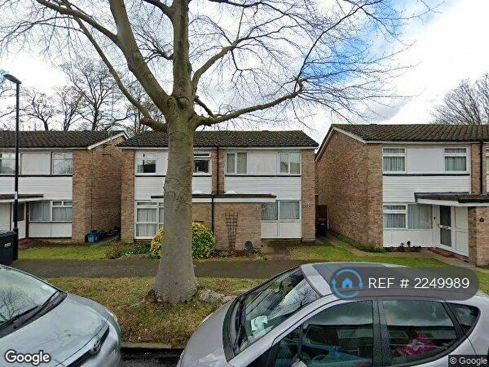 3 Bedroom Semi-Detached House To Rent In Nicola Close, South Croydon, CR2