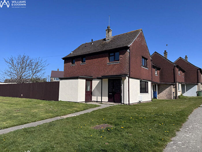3 Bedroom End Of Terrace House For Sale In Ffordd Cerrig Mawr, Raf Valley, Anglesey, LL65