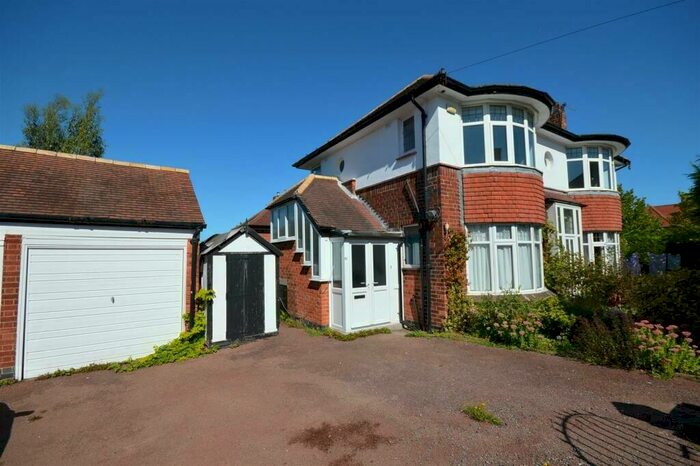 2 Bedroom Flat To Rent In Malvern Road, West Bridgford, Nottingham, Nottinghamshire, NG2