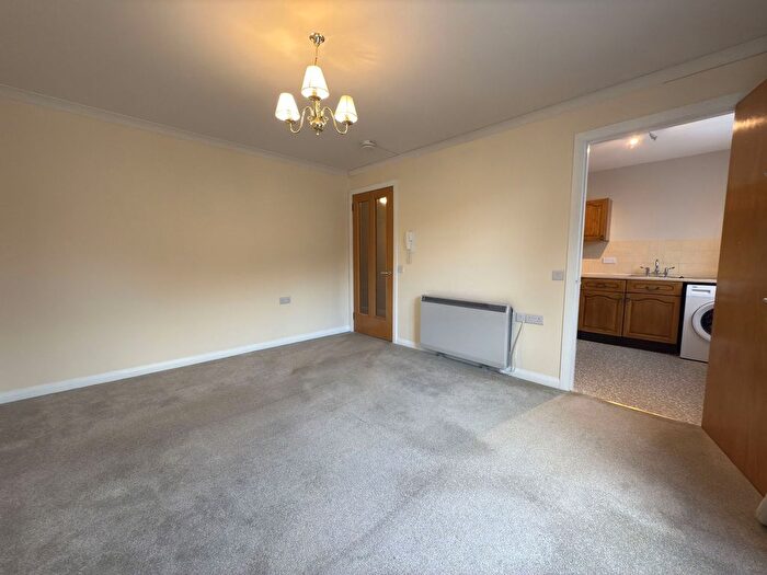 1 Bedroom Flat For Sale In Argyle Court, Crown, Inverness, IV2
