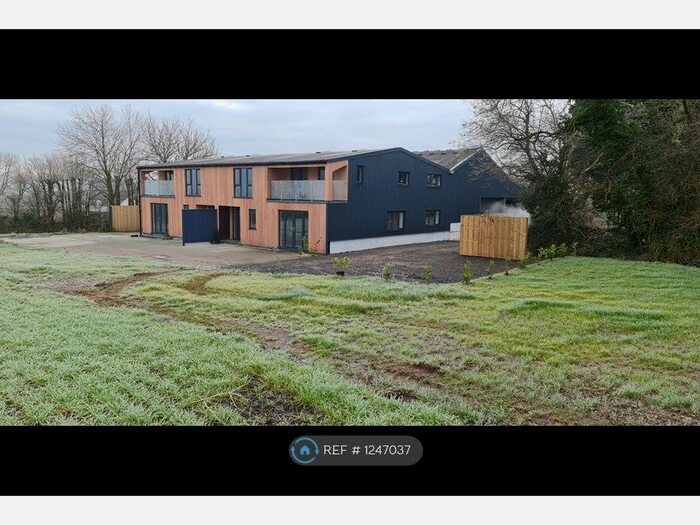 4 Bedroom Semi-Detached House To Rent In Providence, Launceston PL15