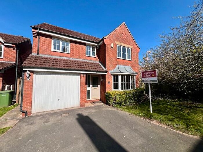 4 Bedroom Detached House To Rent In Wilmot Close, Balsall Common, Coventry, CV7