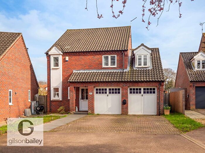 4 Bedroom Detached House For Sale In Acorn Close, Lingwood, NR13