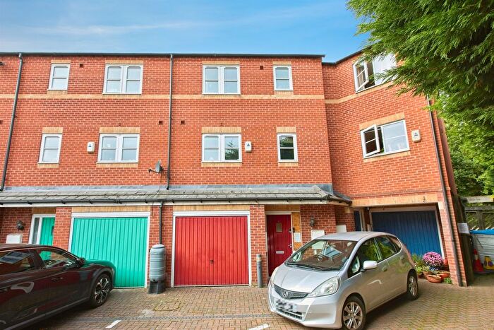 3 Bedroom Property For Sale In Longford Street, Derby, DE22